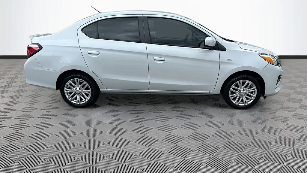 2024 Mitsubishi Mirage G4 LE