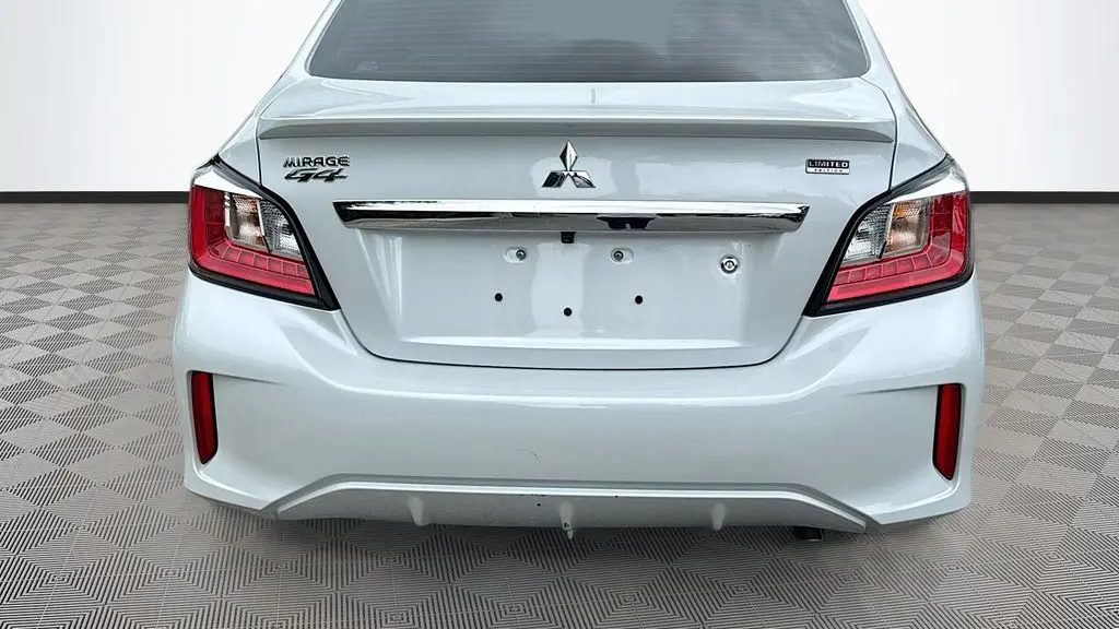 2024 Mitsubishi Mirage G4 LE
