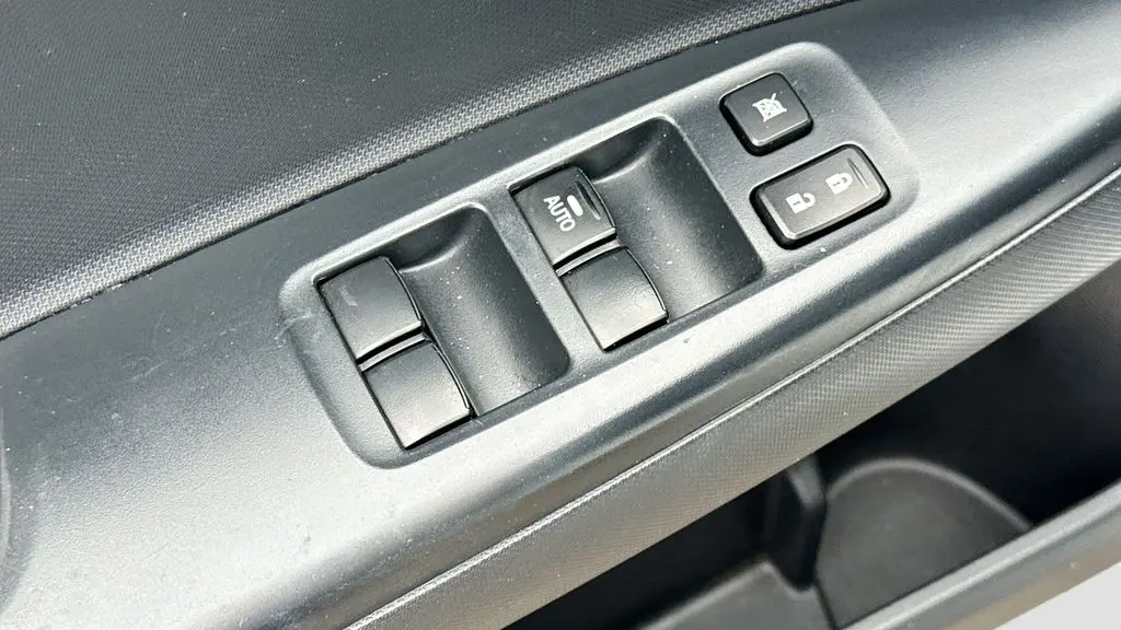 2024 Mitsubishi Mirage G4 LE