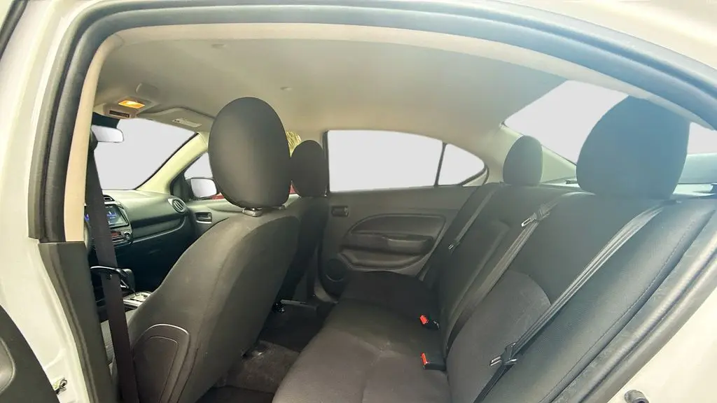 2024 Mitsubishi Mirage G4 LE
