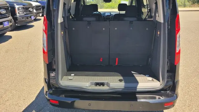 2023 Ford Transit Connect XLT