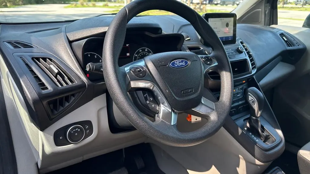 2023 Ford Transit Connect XLT