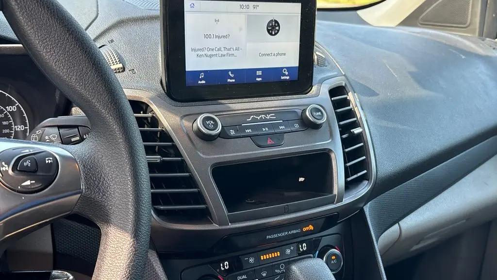 2023 Ford Transit Connect XLT