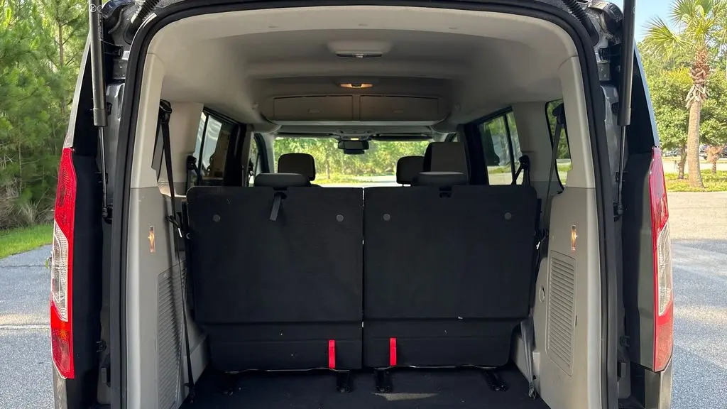 2023 Ford Transit Connect XLT