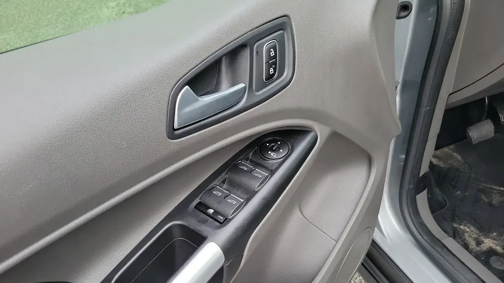 2023 Ford Transit Connect XLT