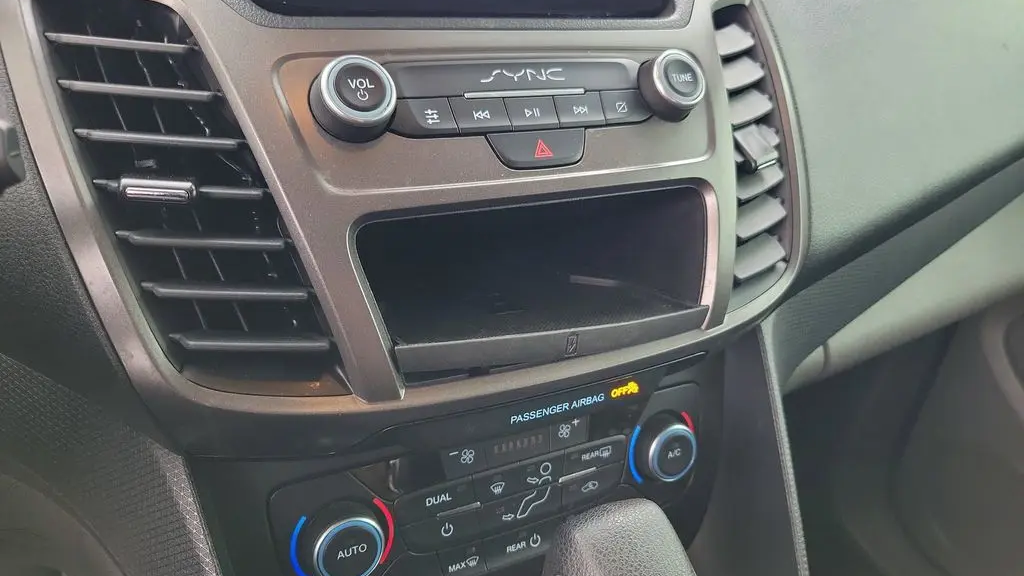 2023 Ford Transit Connect XLT