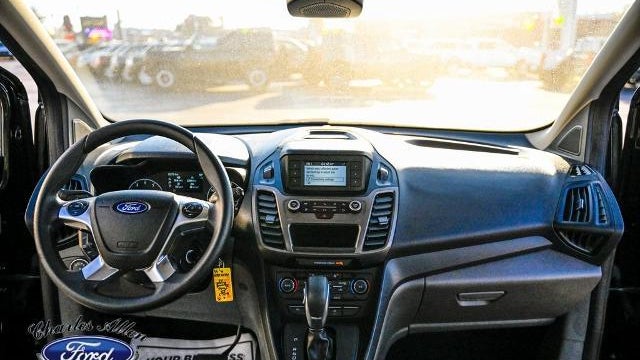 2022 Ford Transit Connect XL