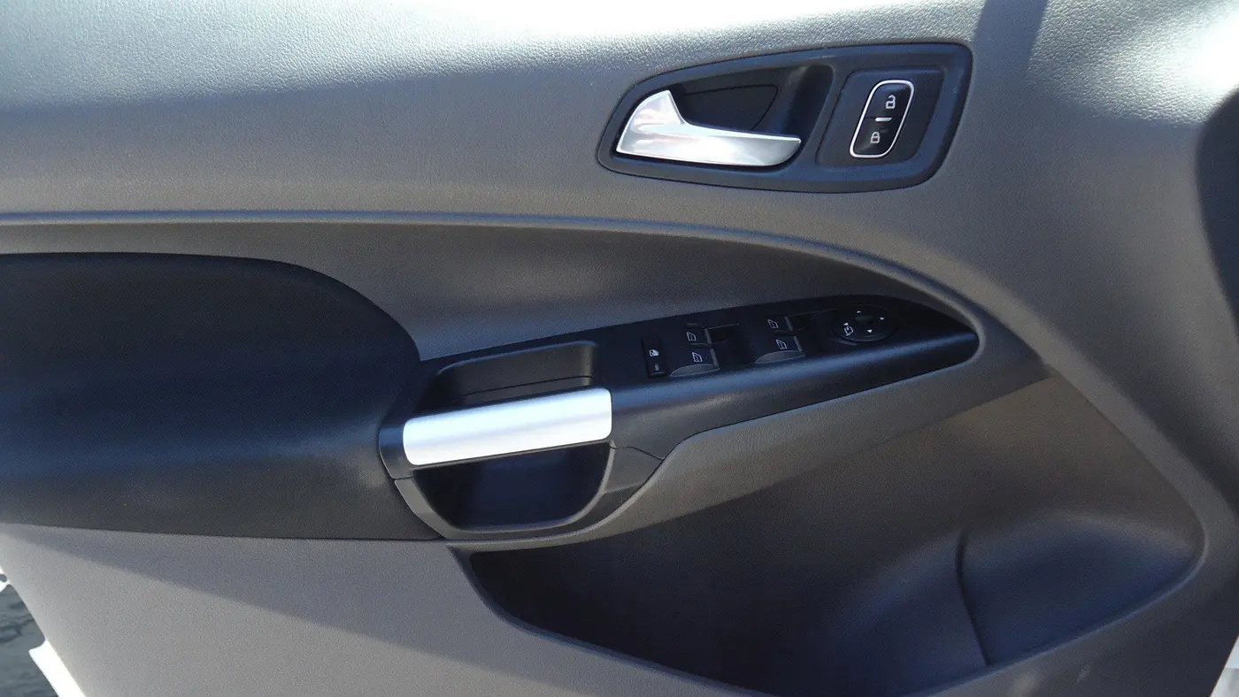2023 Ford Transit Connect XLT