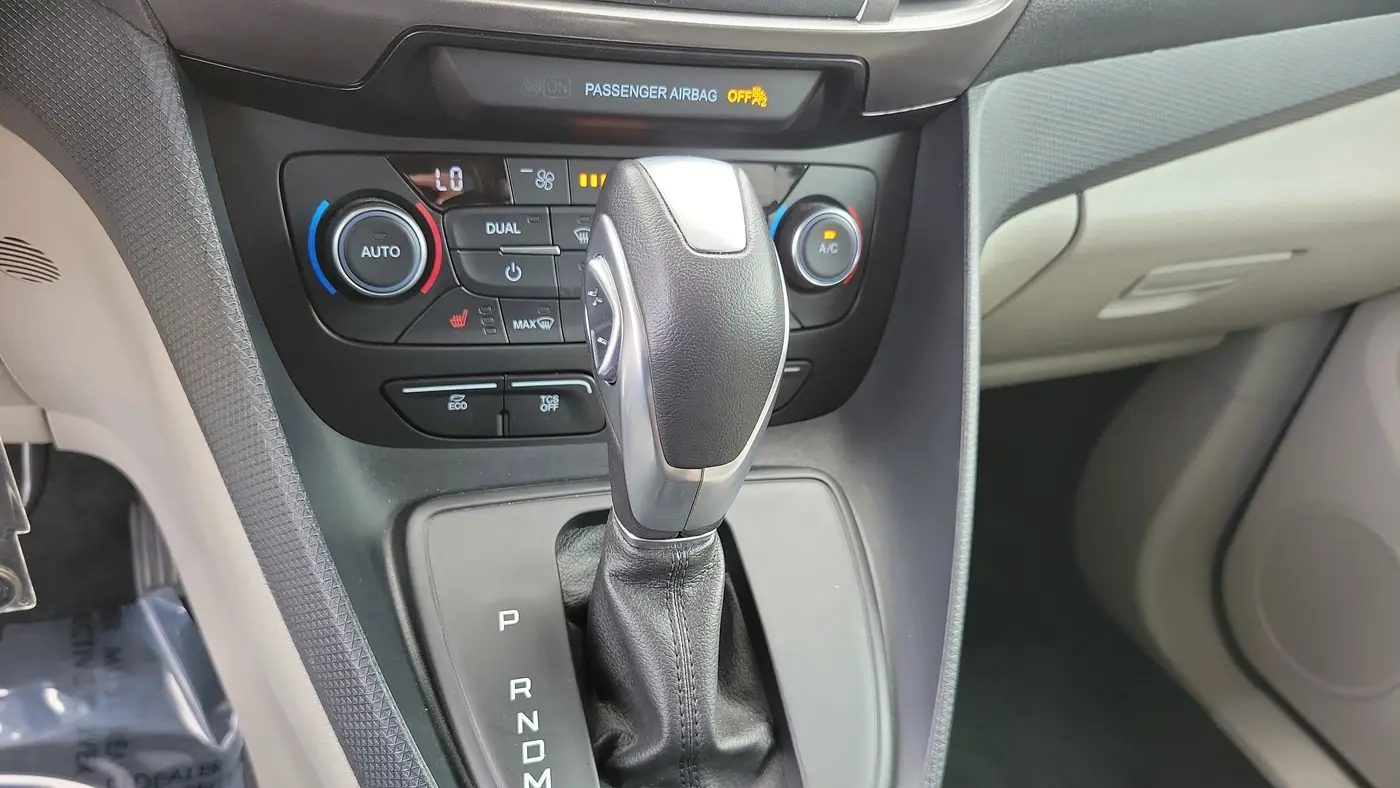 2023 Ford Transit Connect XLT