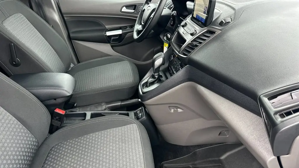 2023 Ford Transit Connect XLT