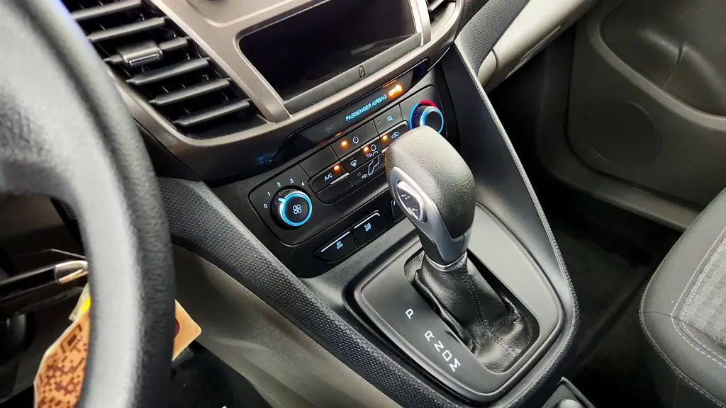 2023 Ford Transit Connect XLT