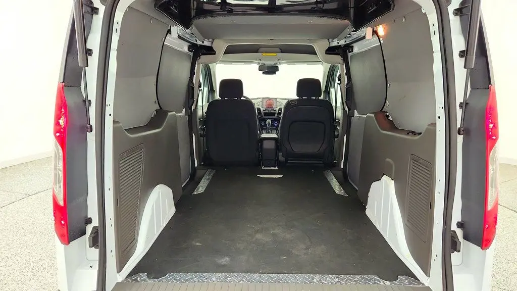 2023 Ford Transit Connect XLT