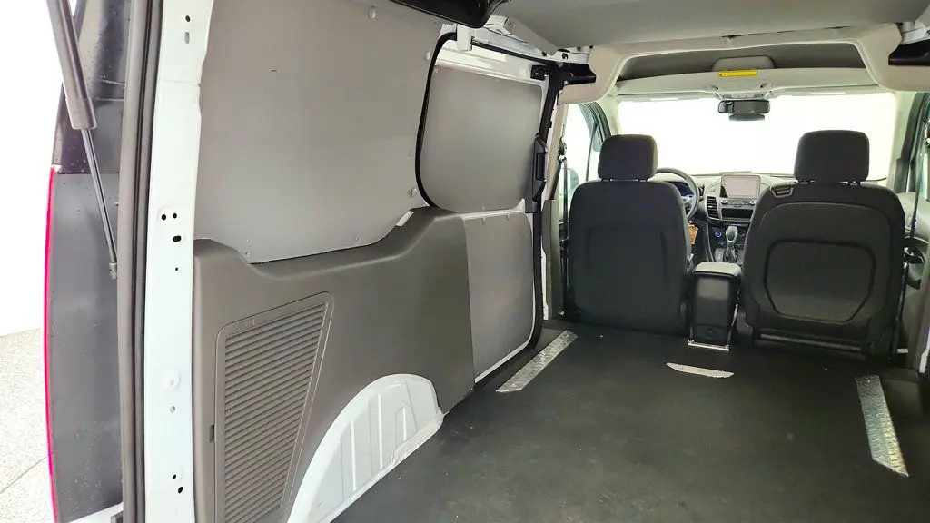2023 Ford Transit Connect XLT