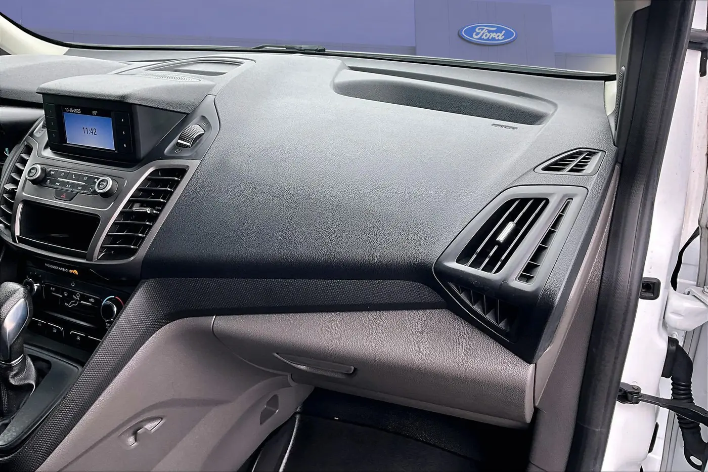 2020 Ford Transit Connect - $18,500