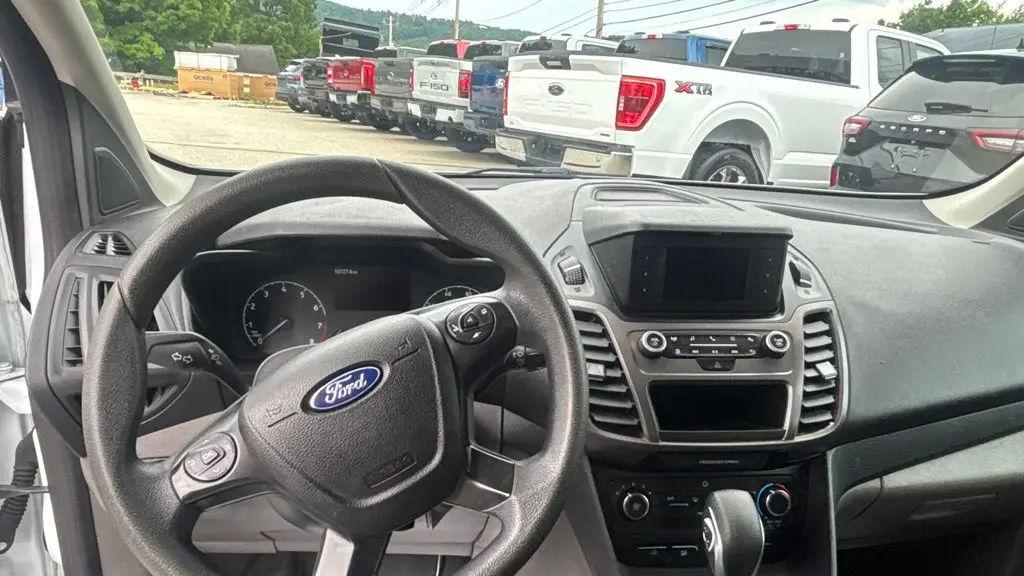 2022 Ford Transit Connect XL