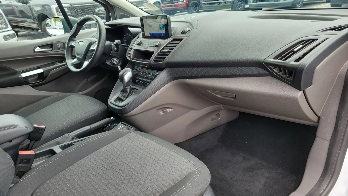2022 Ford Transit Connect XLT