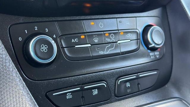 2023 Ford Transit Connect XLT