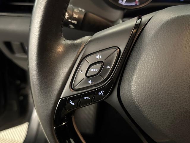 2020 Toyota C-HR - $17,500
