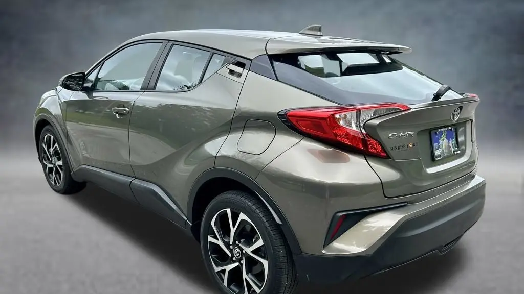 2021 Toyota C-HR LE