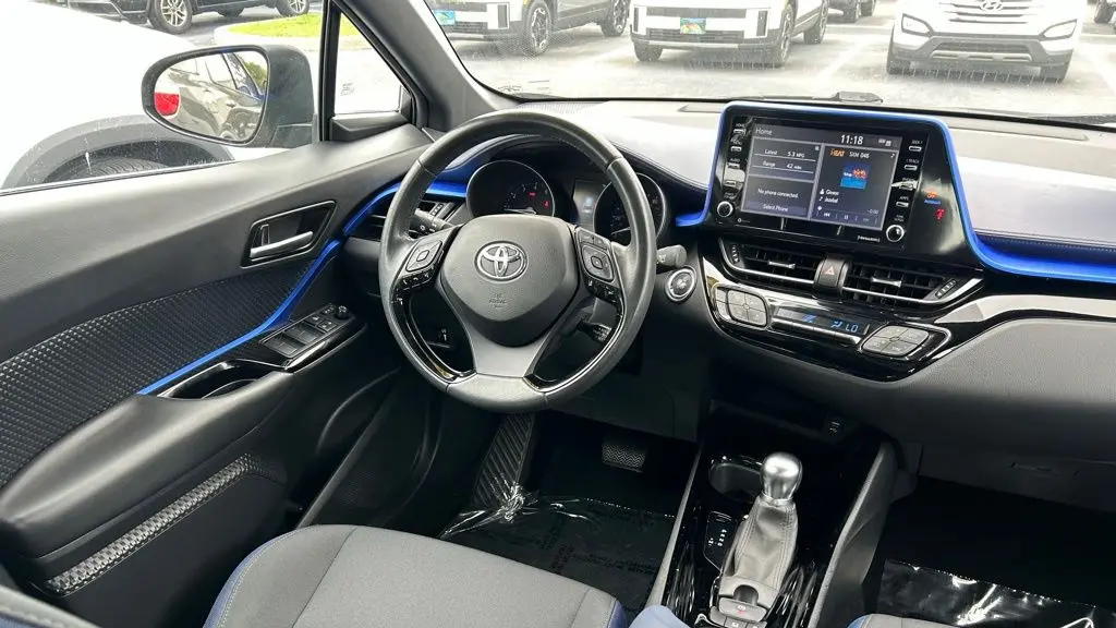 2021 Toyota C-HR LE