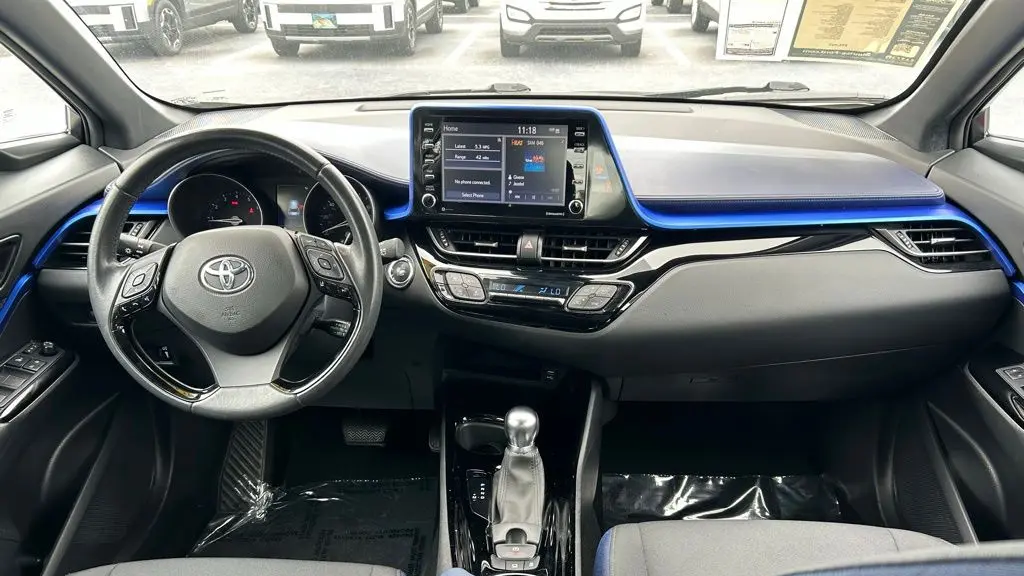 2021 Toyota C-HR LE
