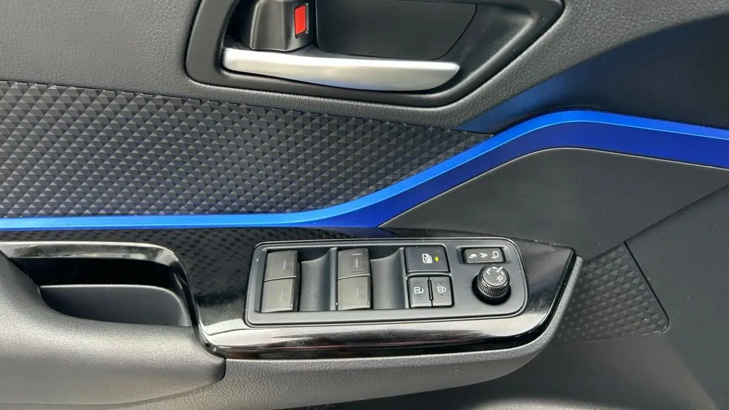 2021 Toyota C-HR LE