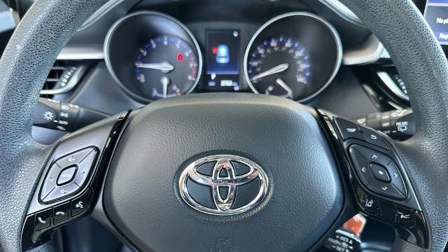 2021 Toyota C-HR LE