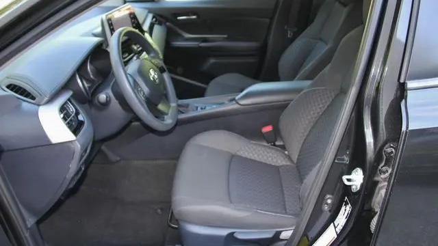 2020 Toyota C-HR LE