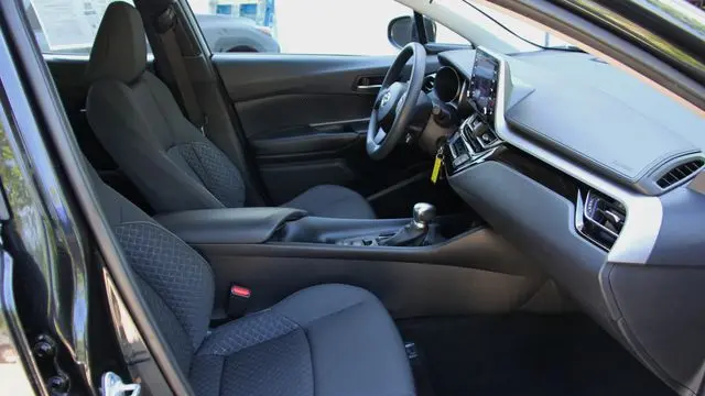 2020 Toyota C-HR LE