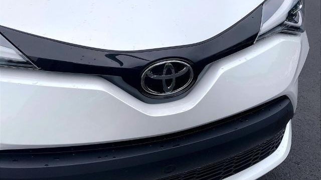 2022 Toyota C-HR XLE