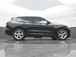 2017 F-PACE Thumbnail 33