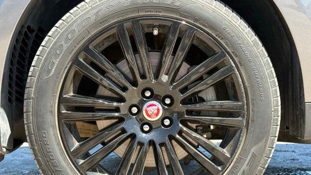 2017 Jaguar F-PACE 35t Premium