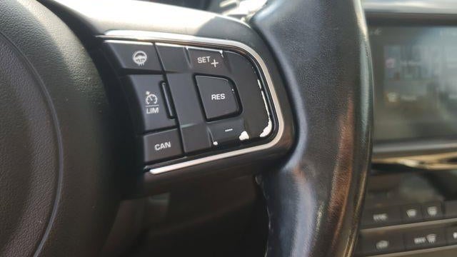 2018 Jaguar F-PACE 35t Premium