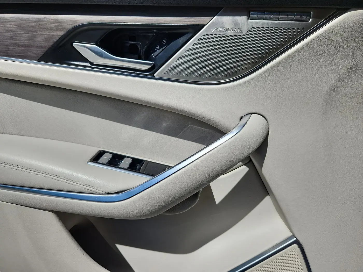 2021 Jaguar F-PACE - $25,652