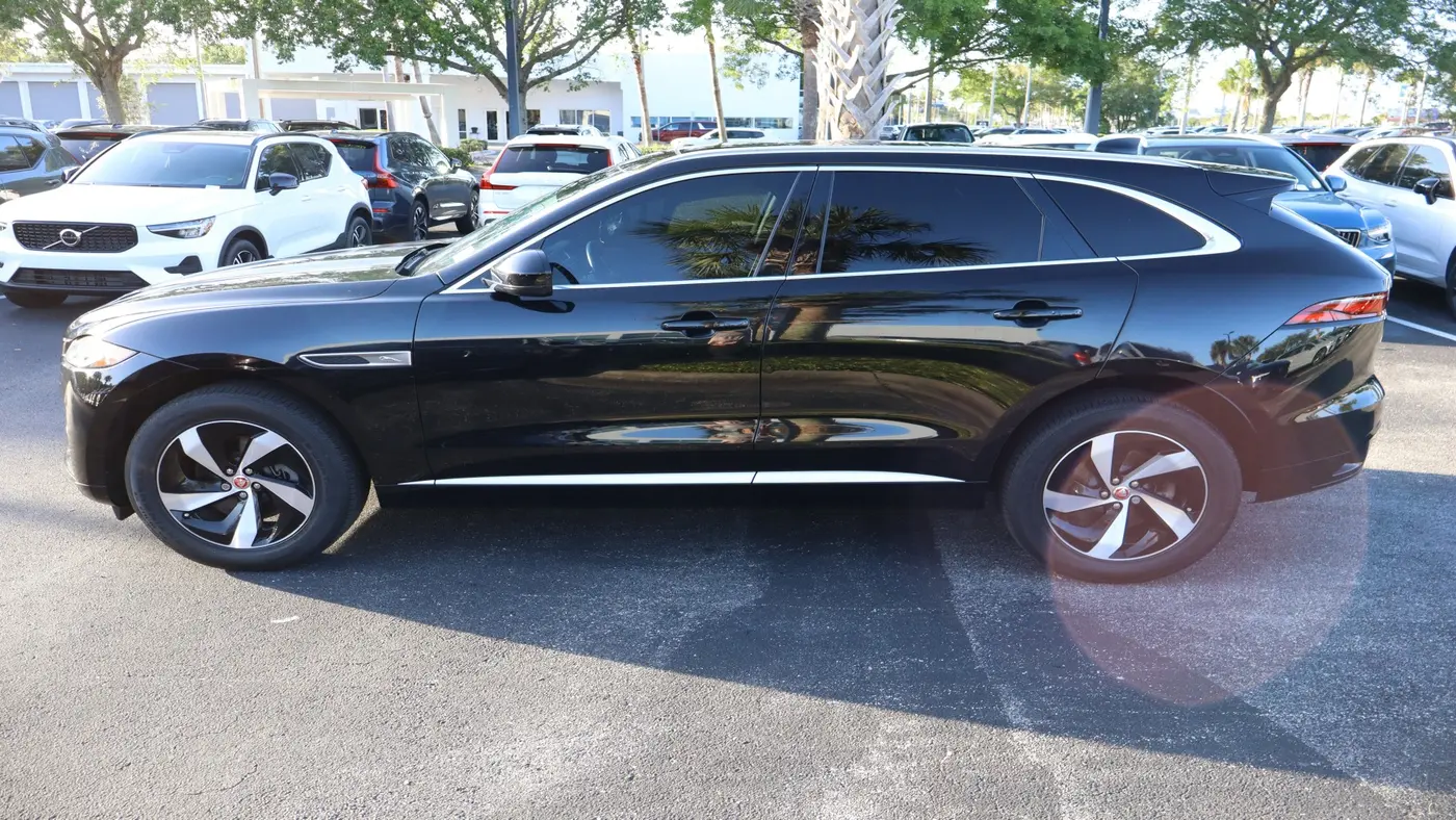 2022 Jaguar F-PACE P250 S