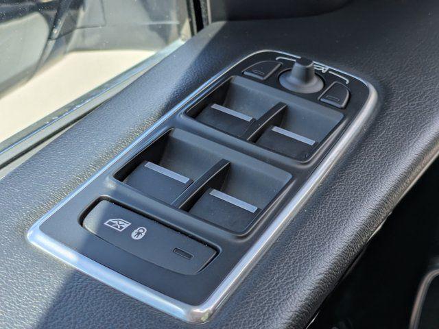2020 Jaguar F-PACE - $18,252