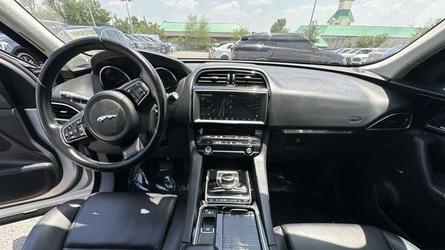 2020 Jaguar F-PACE 25t Premium