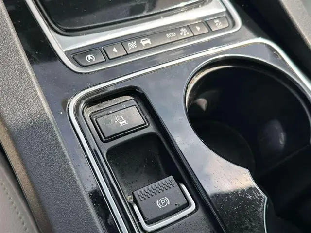 2017 Jaguar F-PACE - $13,655