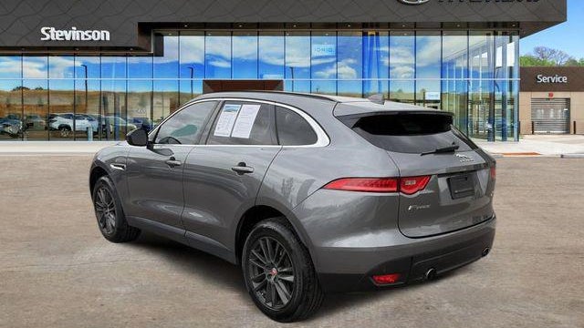 2017 Jaguar F-PACE 35t Prestige