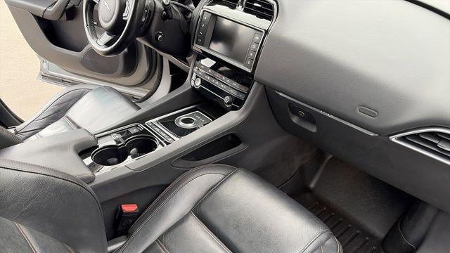 2017 Jaguar F-PACE 35t Prestige