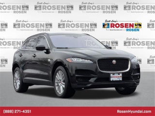 2018 Jaguar F-PACE with Santorini Black Metallic Exterior