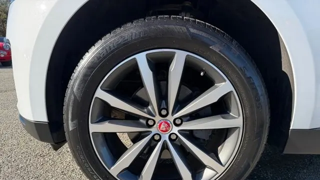 2020 Jaguar F-PACE 25t Prestige