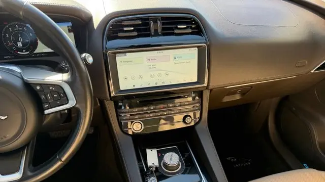 2020 Jaguar F-PACE 25t Prestige