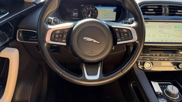 2020 Jaguar F-PACE 25t Prestige