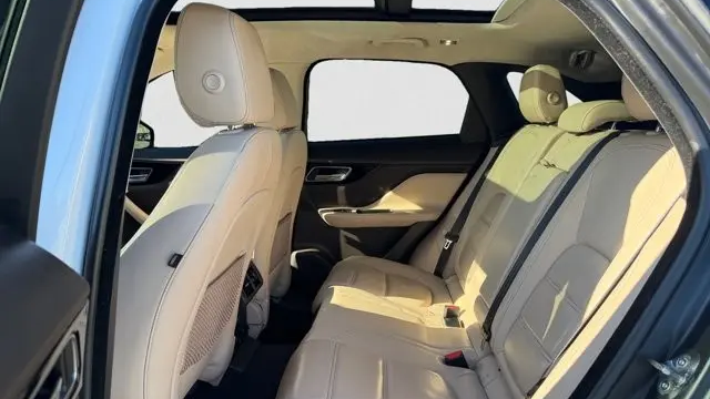 2020 Jaguar F-PACE 25t Prestige