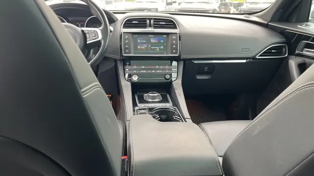 2017 Jaguar F-PACE 20d R-Sport