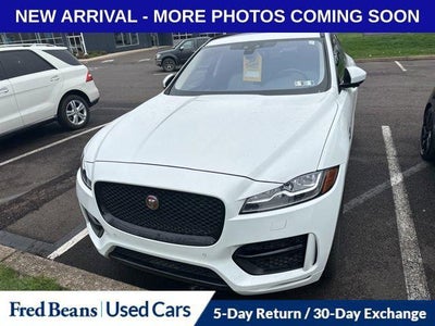 Photo of a 2017 Jaguar F-PACE AWD 35T R-Sport 4DR SUV for sale