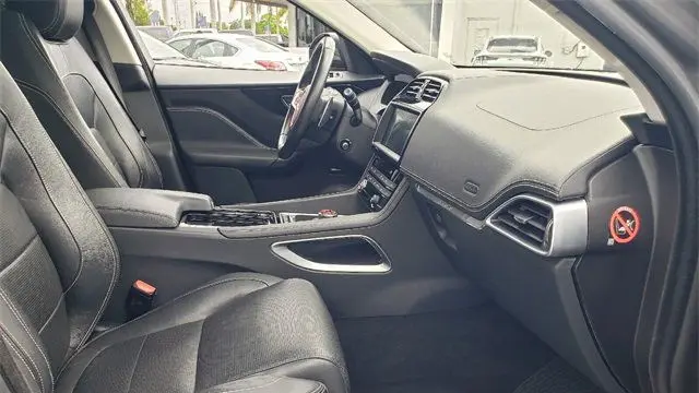 2018 Jaguar F-PACE 20d R-Sport