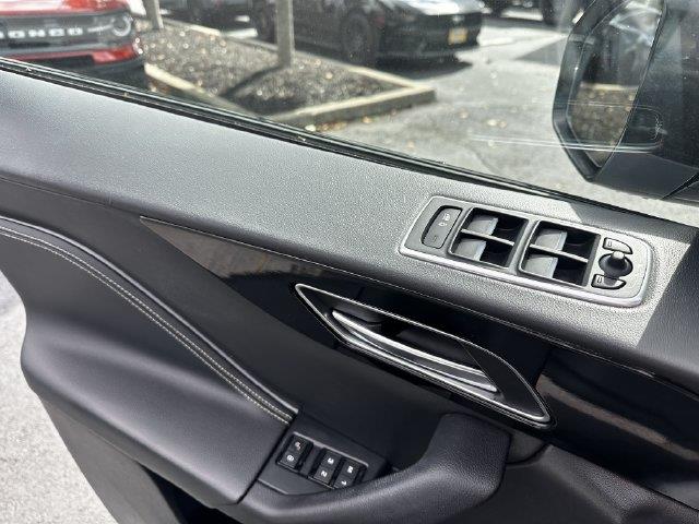 2019 Jaguar F-PACE - $18,700