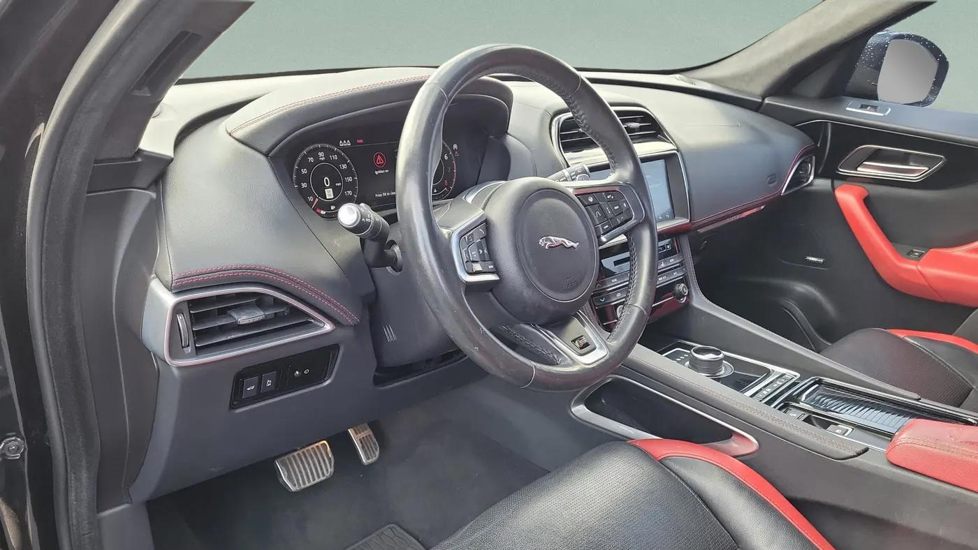 2020 Jaguar F-PACE S